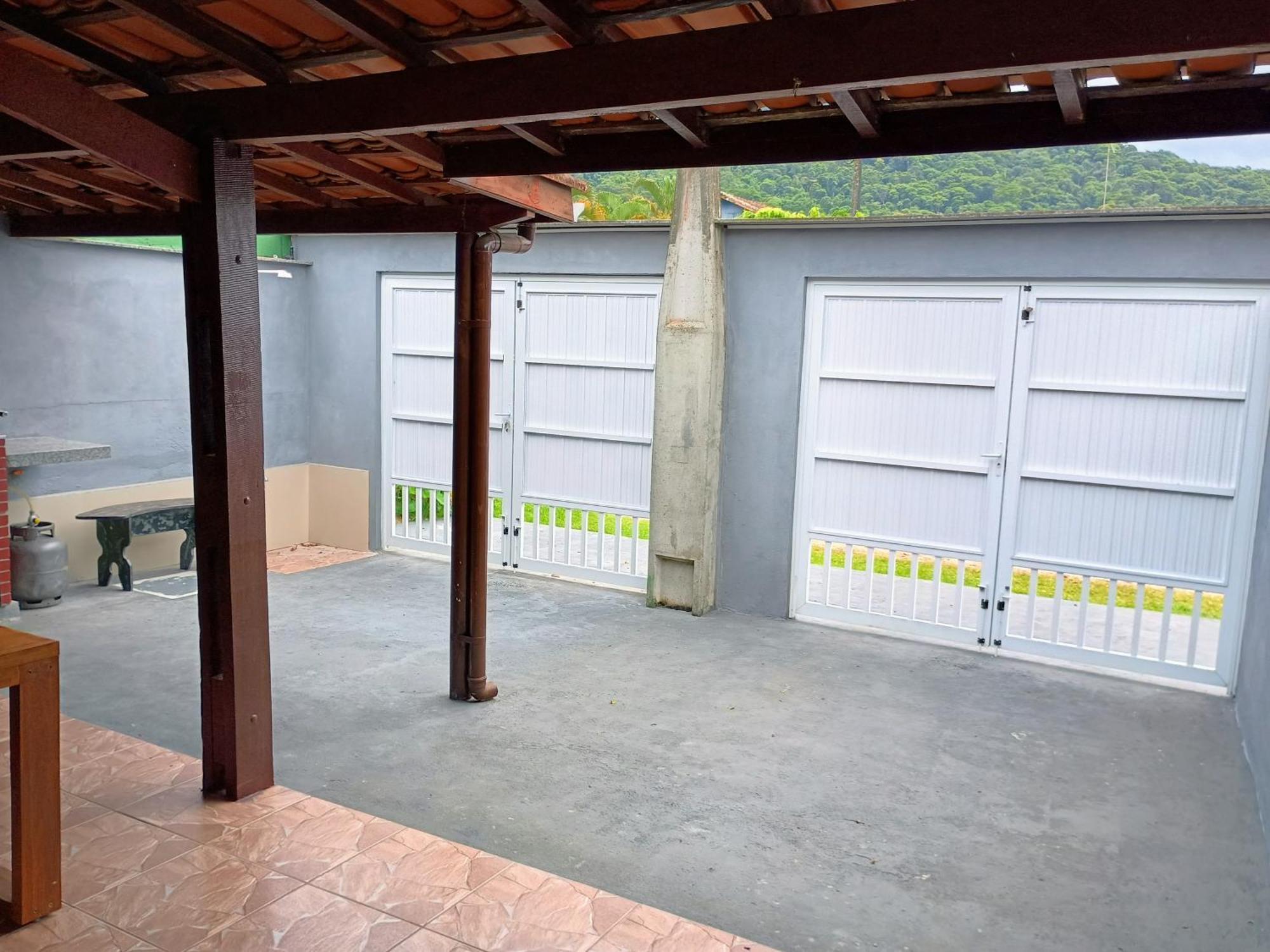 Casa de férias Casa De 600 Metros Da E 1km Do Centro Da Ubatuba